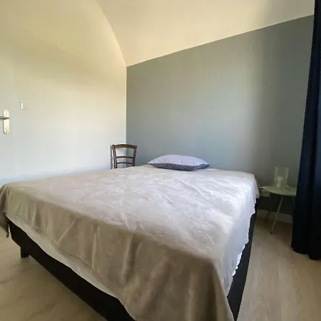 Apartment Spacieux T3, 2 Chambres, Parking Prive A - Fr-1-229-876 Gruissan